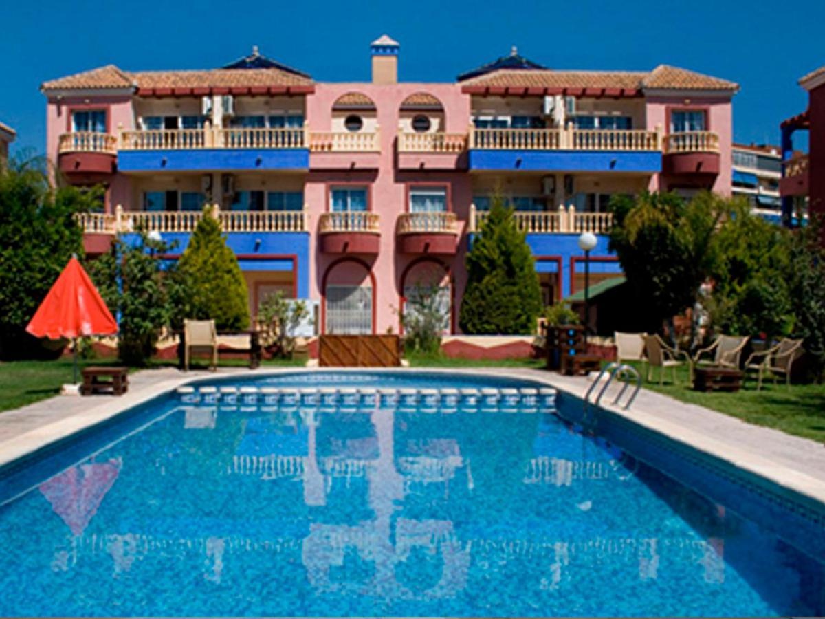 טורבייחה Apartamentos Marina Internacional מראה חיצוני תמונה