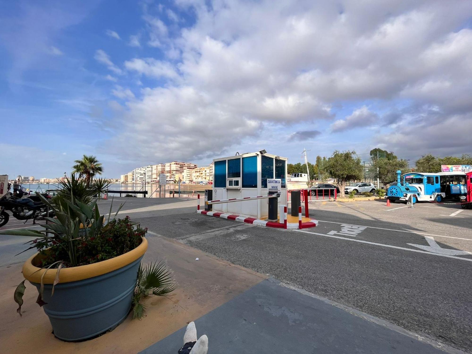 טורבייחה Apartamentos Marina Internacional מראה חיצוני תמונה