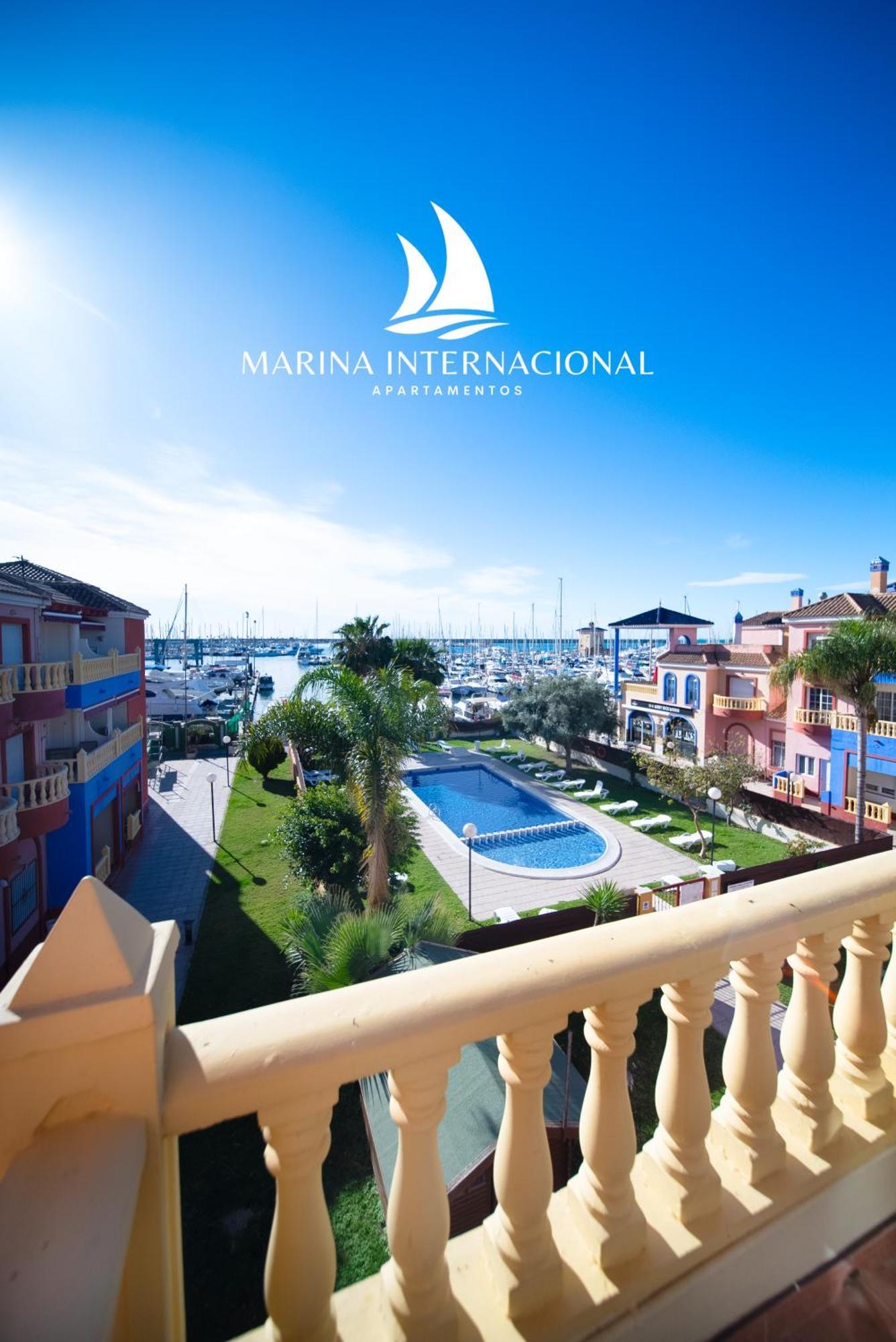 טורבייחה Apartamentos Marina Internacional מראה חיצוני תמונה