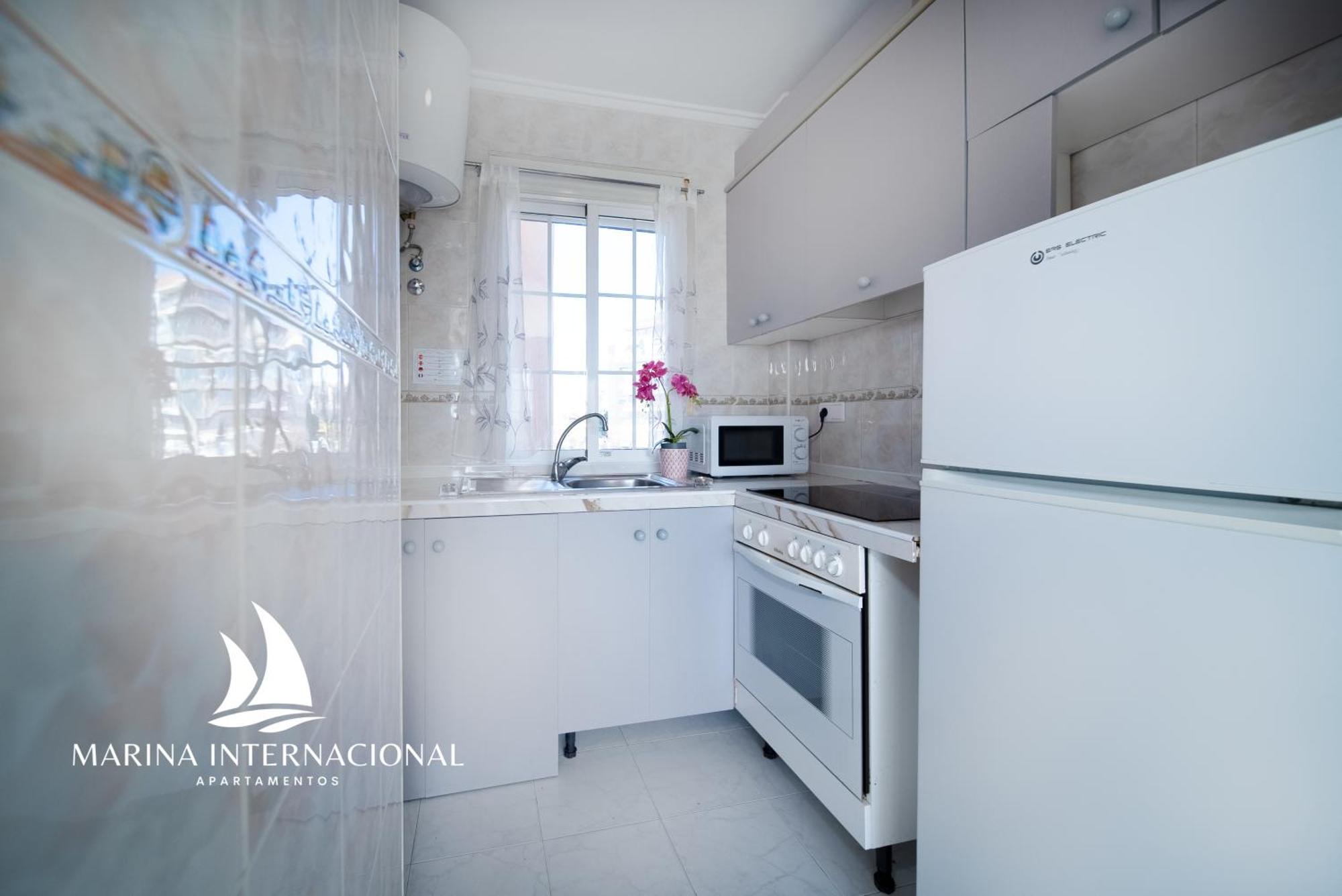 טורבייחה Apartamentos Marina Internacional מראה חיצוני תמונה